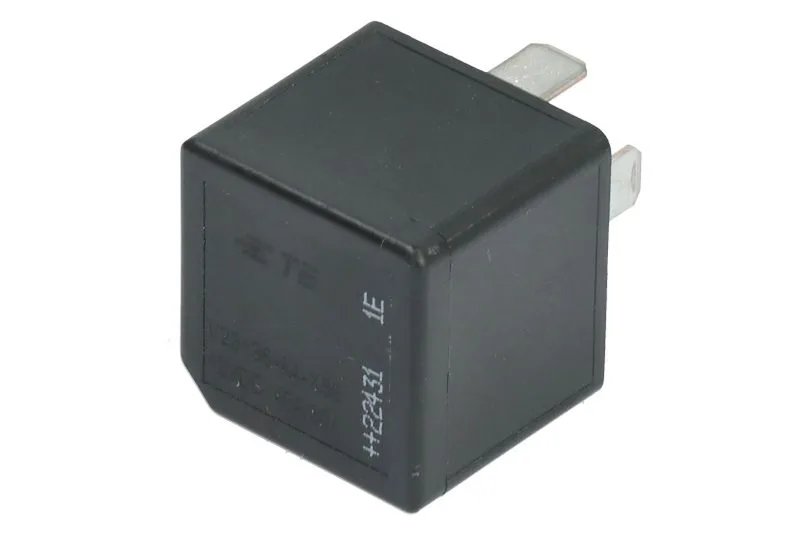 Releu multifunctional