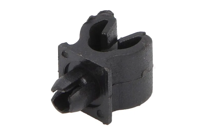 Conector furtun de combustibil