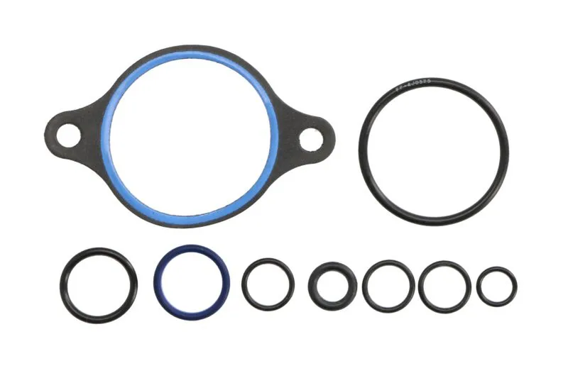 Set garnituri, pompa apa